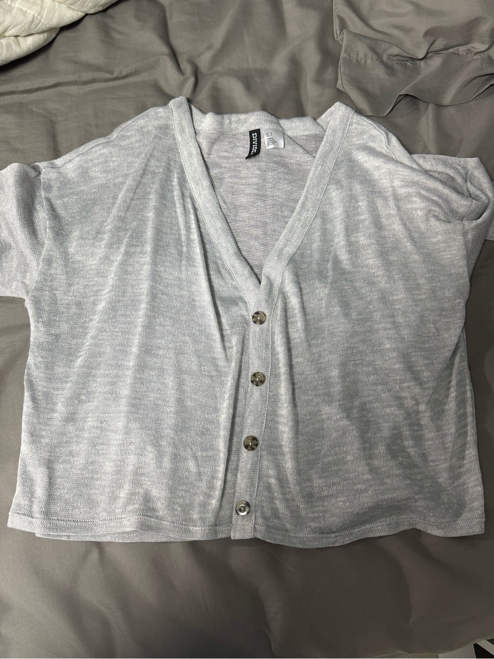 H&M Light Gray Button-Front Long Sleeve Cardigan